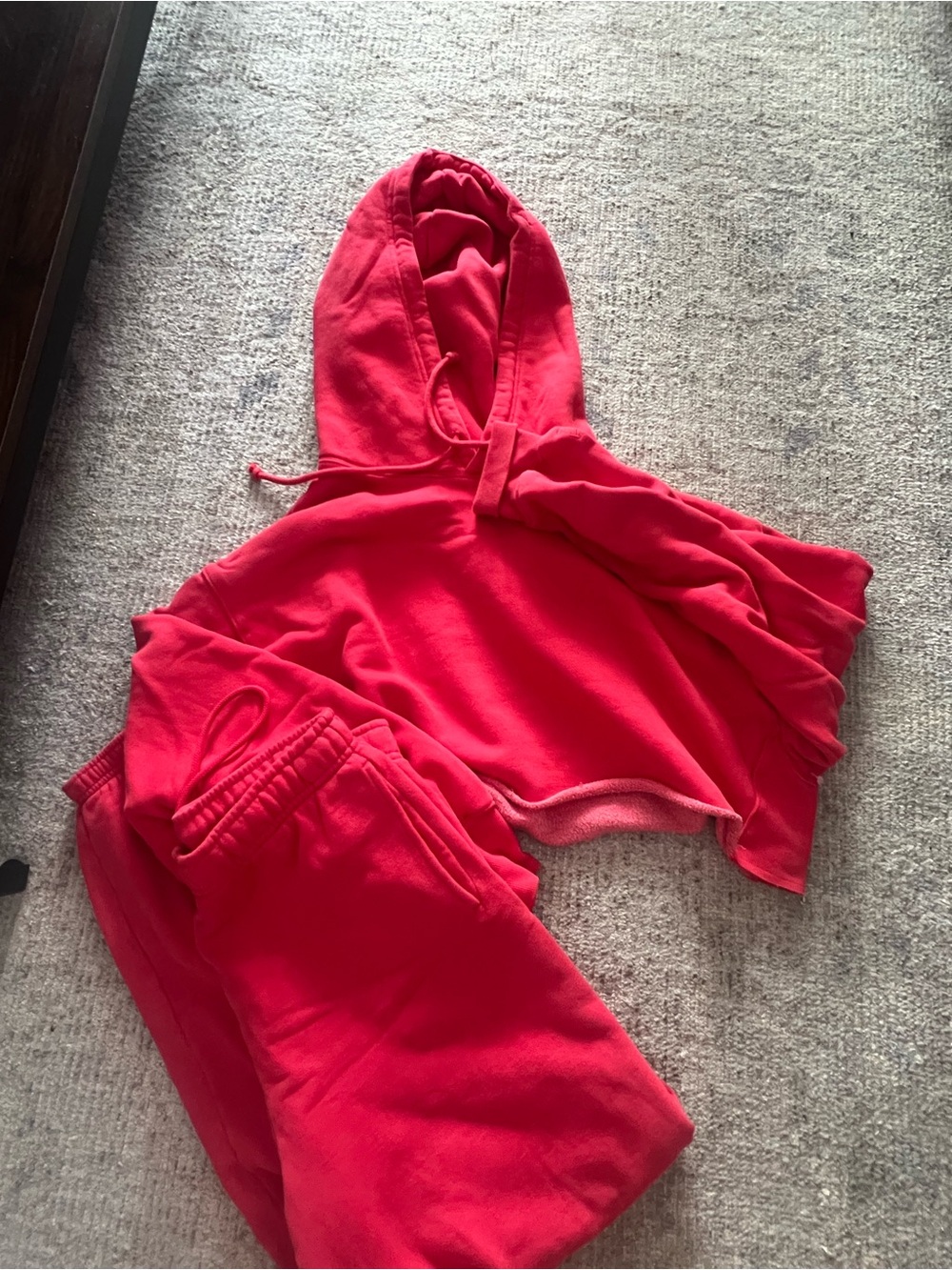 Aritzia cropped red sweatset